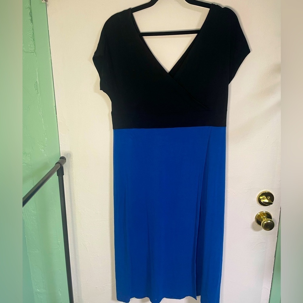 Melissa Bolduc color block blue and black stretch dress​​​